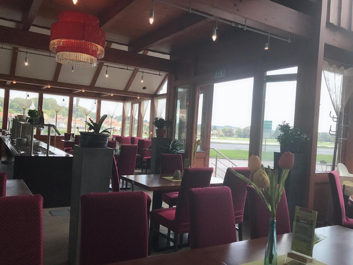 Asia Wok Gasthof Ybbs an der Donau Exterior foto