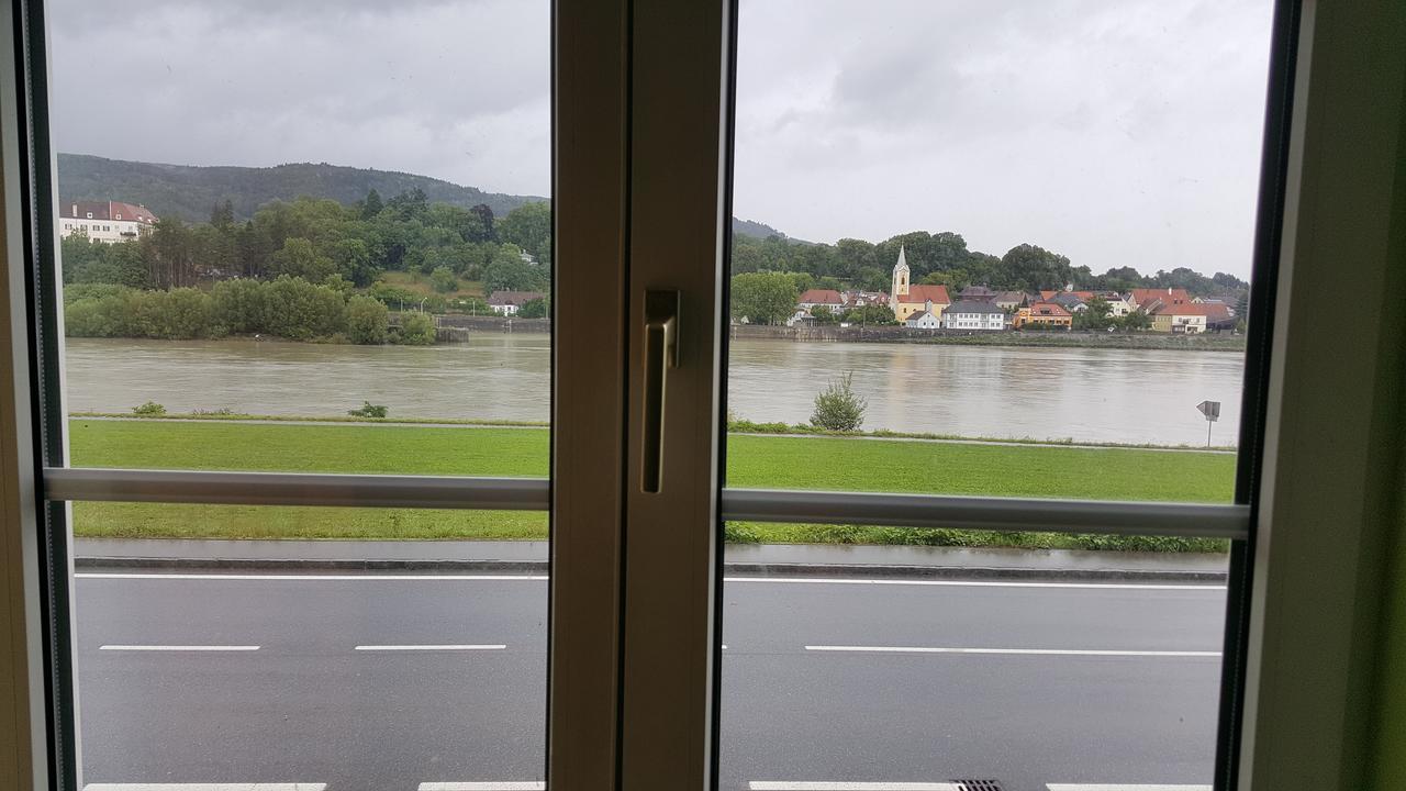Asia Wok Gasthof Ybbs an der Donau Exterior foto